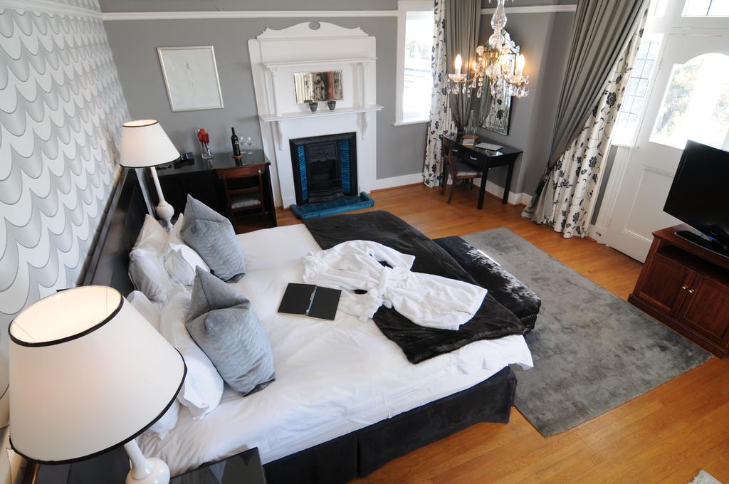 Abbey Manor Luxury Guesthouse Cape Town Exterior photo